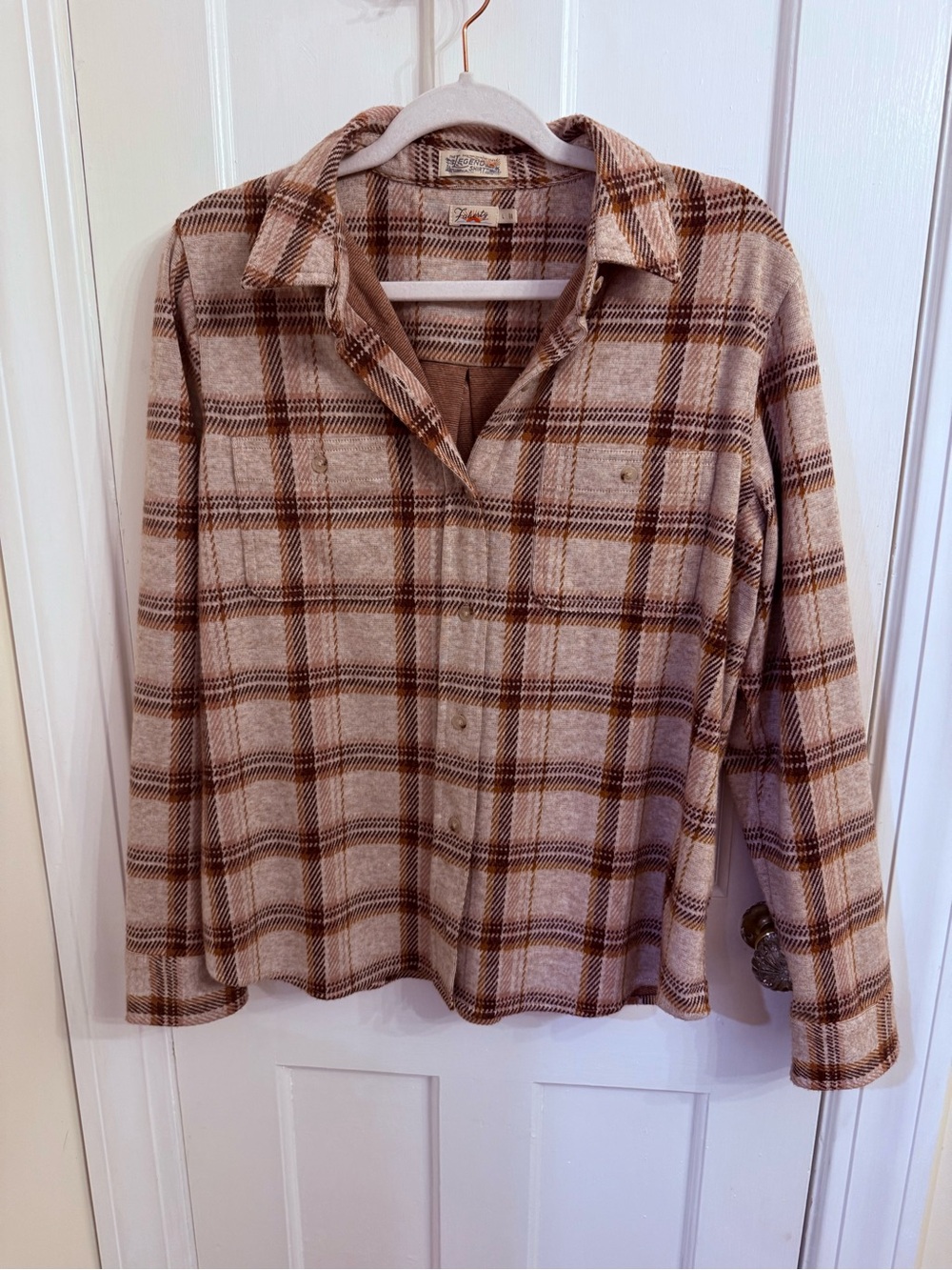 Faherty Women’s Legend Shirt Tan with Pink Plaid size Large